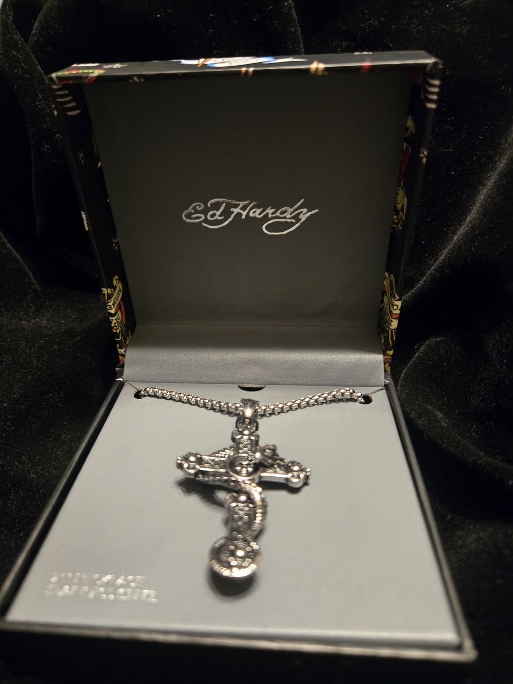 Men’s Black Stainless Steel Cross Pendant Necklace - Picture 2 of 5